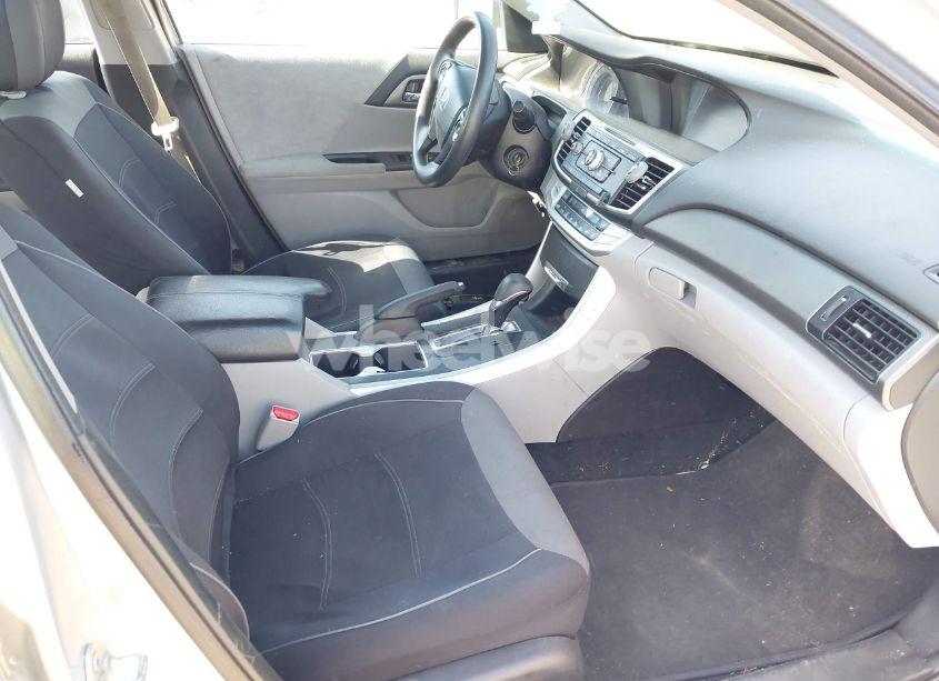 Photo 5 of 2013 Honda Accord LX (VIN 1HGCR2F38DA088376)