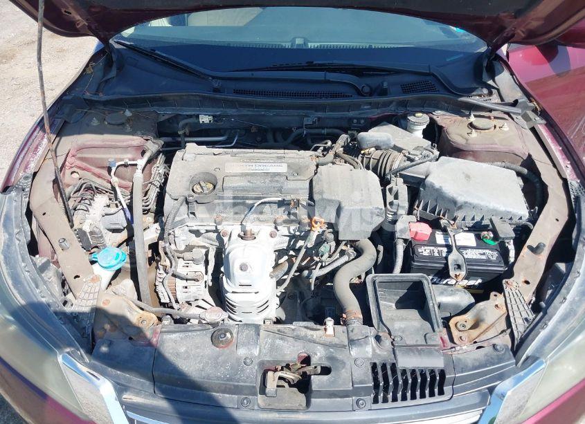 Photo 10 of 2013 Honda Accord LX (VIN 1HGCR2F38DA096297)