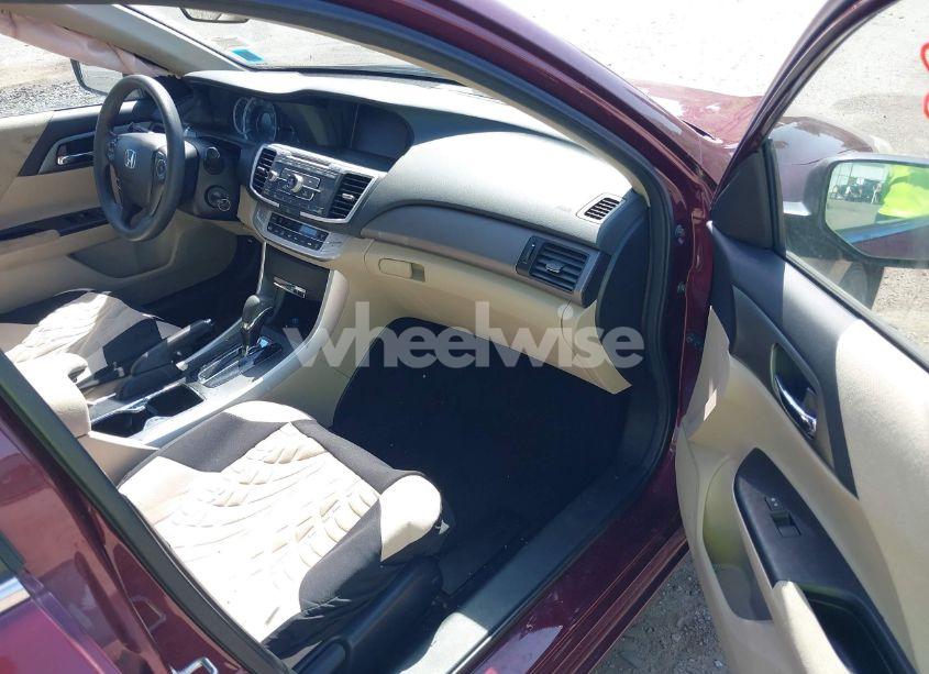 Photo 5 of 2013 Honda Accord LX (VIN 1HGCR2F38DA096297)