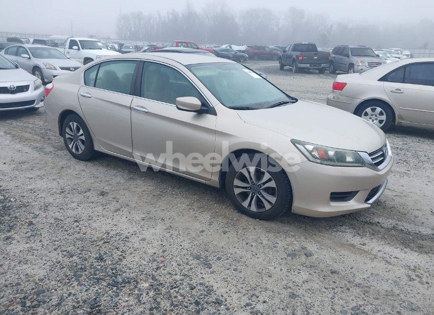 2013 Honda Accord LX (VIN 1HGCR2F38DA106763) main photo