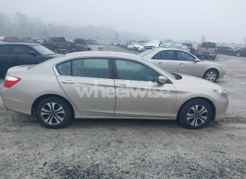 Photo 13 of 2013 Honda Accord LX (VIN 1HGCR2F38DA106763)