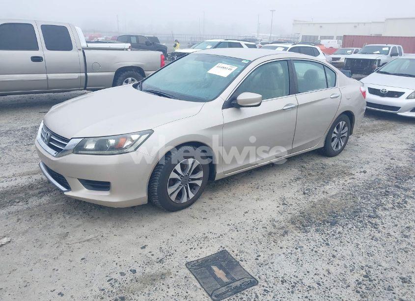Photo 2 of 2013 Honda Accord LX (VIN 1HGCR2F38DA106763)