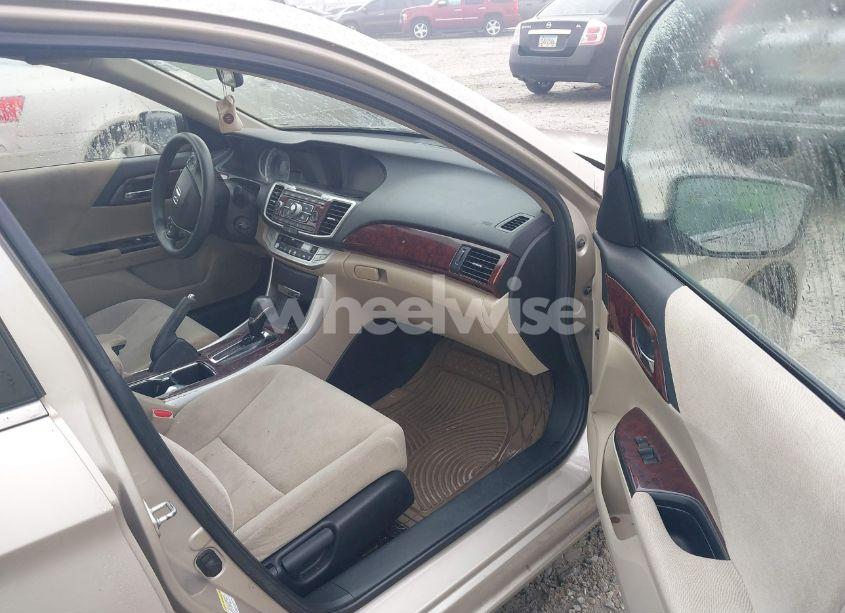 Photo 5 of 2013 Honda Accord LX (VIN 1HGCR2F38DA106763)