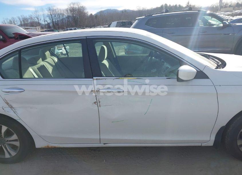 Photo 13 of 2013 Honda Accord LX (VIN 1HGCR2F38DA167871)