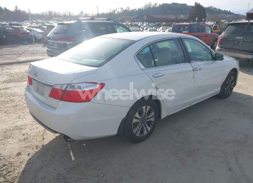 Photo 4 of 2013 Honda Accord LX (VIN 1HGCR2F38DA167871)
