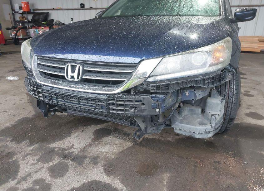 Photo 6 of 2013 Honda Accord LX (VIN 1HGCR2F38DA213800)
