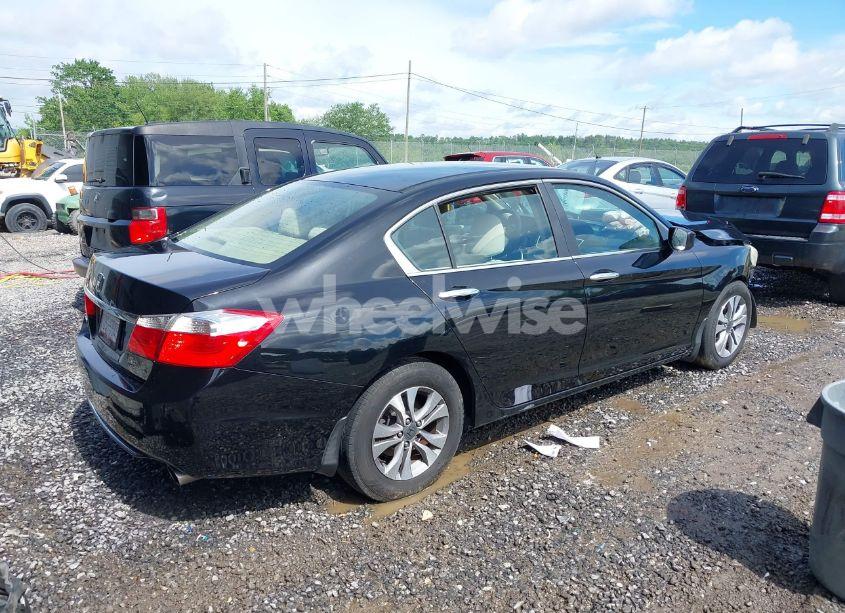 Photo 4 of 2013 Honda Accord LX (VIN 1HGCR2F38DA219080)