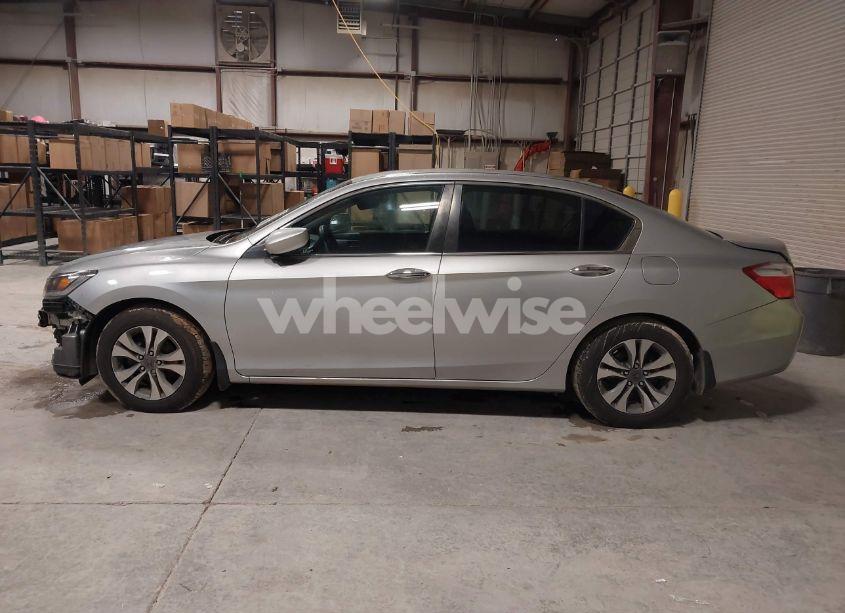 Photo 15 of 2013 Honda Accord LX (VIN 1HGCR2F38DA232220)