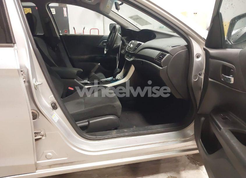 Photo 5 of 2013 Honda Accord LX (VIN 1HGCR2F38DA232220)