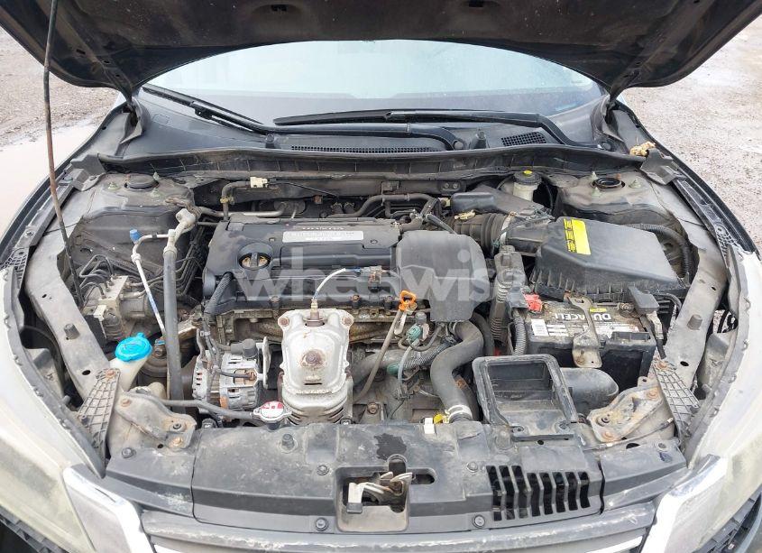 Photo 10 of 2013 Honda Accord LX (VIN 1HGCR2F38DA249874)