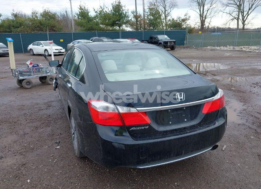 Photo 3 of 2013 Honda Accord LX (VIN 1HGCR2F38DA249874)