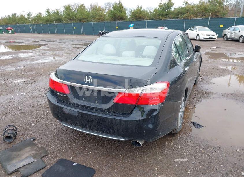 Photo 4 of 2013 Honda Accord LX (VIN 1HGCR2F38DA249874)