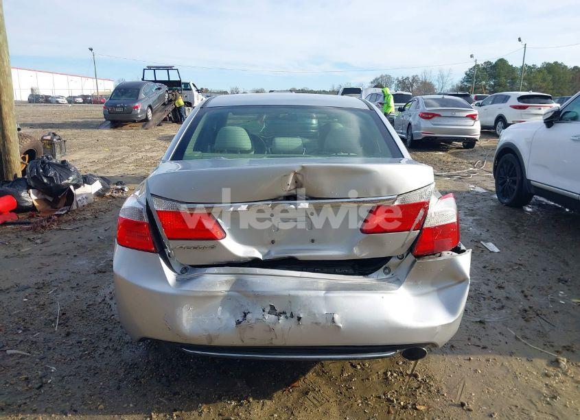 Photo 16 of 2013 Honda Accord LX (VIN 1HGCR2F38DA270112)