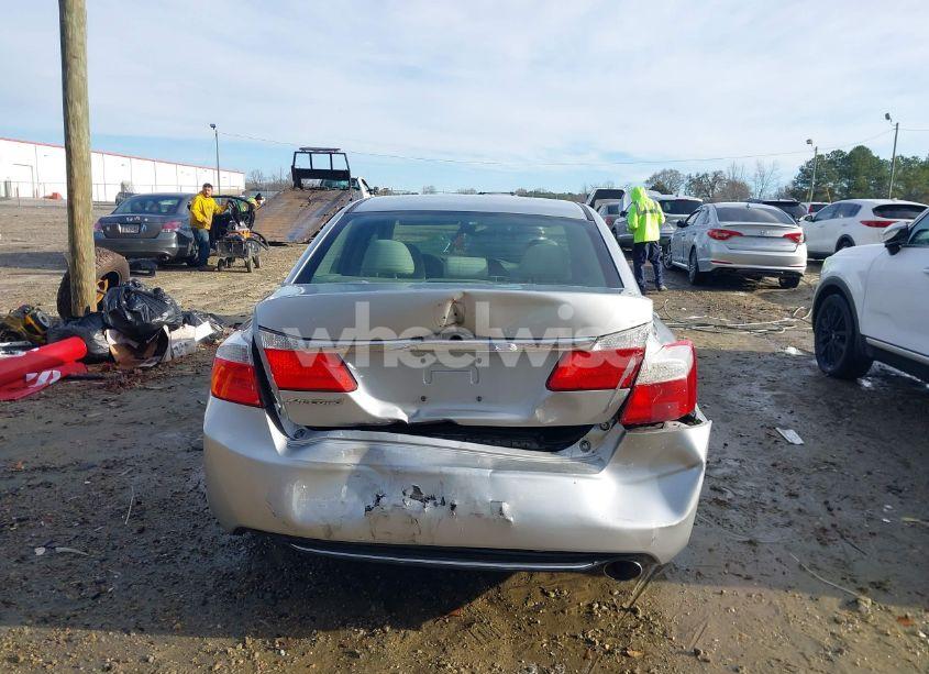 Photo 6 of 2013 Honda Accord LX (VIN 1HGCR2F38DA270112)