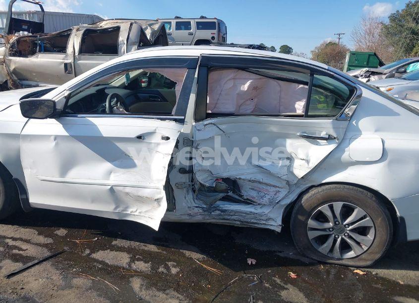 Photo 14 of 2014 Honda Accord LX (VIN 1HGCR2F38EA030091)