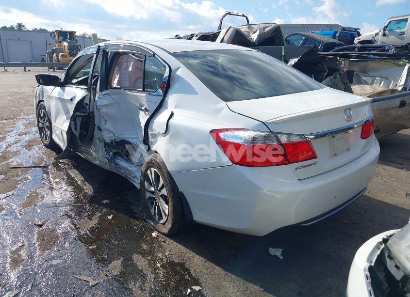 Photo 3 of 2014 Honda Accord LX (VIN 1HGCR2F38EA030091)