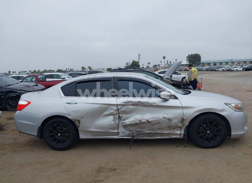 Photo 13 of 2014 Honda Accord LX (VIN 1HGCR2F38EA065830)