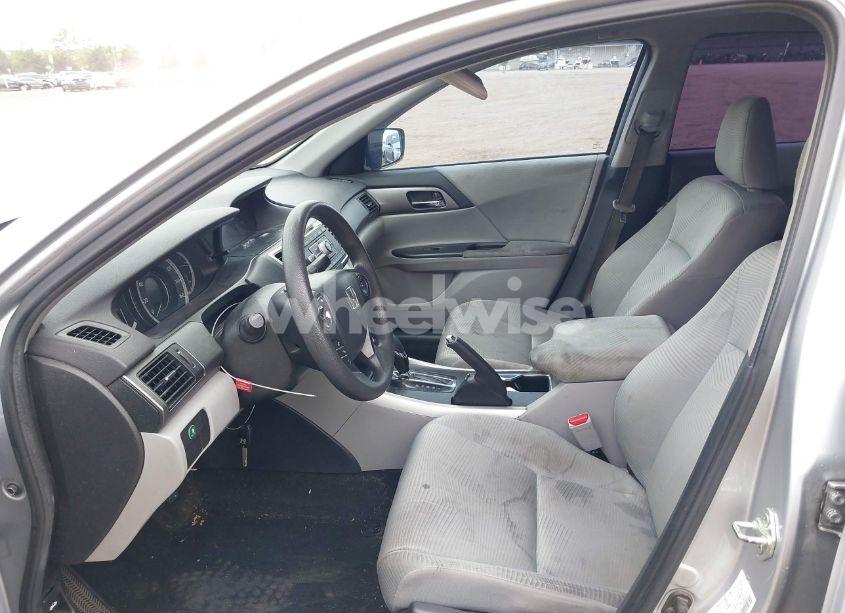 Photo 5 of 2014 Honda Accord LX (VIN 1HGCR2F38EA065830)