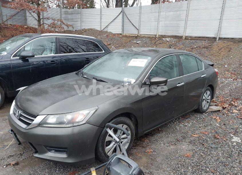Photo 2 of 2014 Honda Accord LX (VIN 1HGCR2F38EA067870)