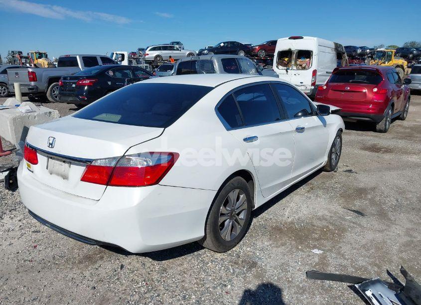 Photo 4 of 2014 Honda Accord LX (VIN 1HGCR2F38EA125542)