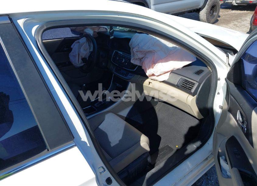 Photo 5 of 2014 Honda Accord LX (VIN 1HGCR2F38EA125542)