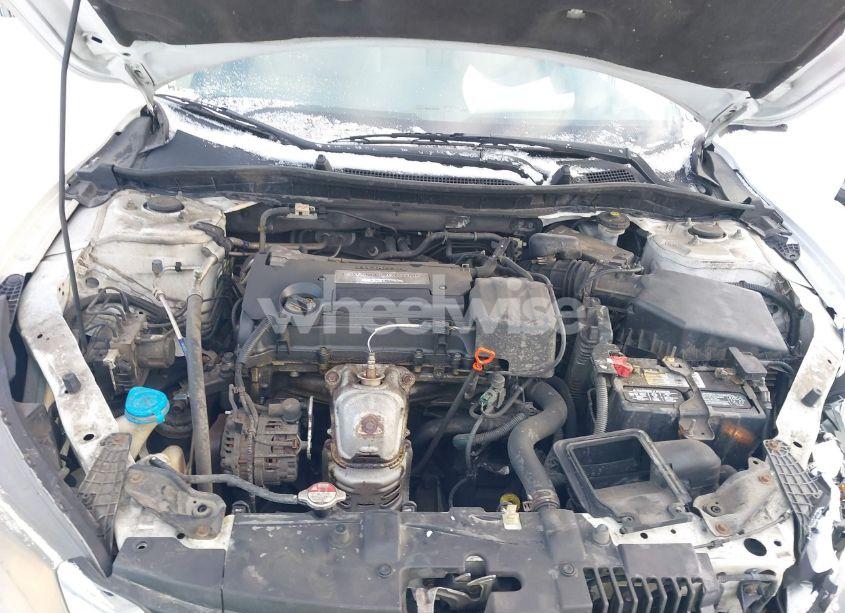 Photo 10 of 2014 Honda Accord LX (VIN 1HGCR2F38EA151364)