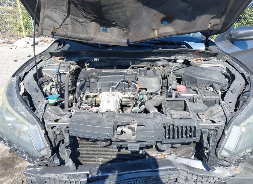 Photo 10 of 2014 Honda Accord LX (VIN 1HGCR2F38EA171114)