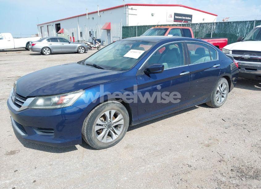 Photo 2 of 2014 Honda Accord LX (VIN 1HGCR2F38EA172540)