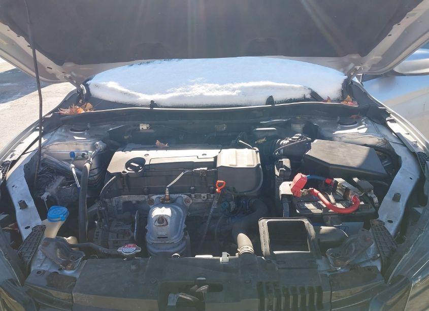 Photo 10 of 2014 Honda Accord LX (VIN 1HGCR2F38EA202958)