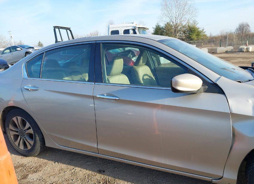 Photo 13 of 2014 Honda Accord LX (VIN 1HGCR2F38EA210798)