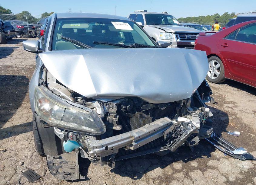 Photo 13 of 2014 Honda Accord LX (VIN 1HGCR2F38EA210817)