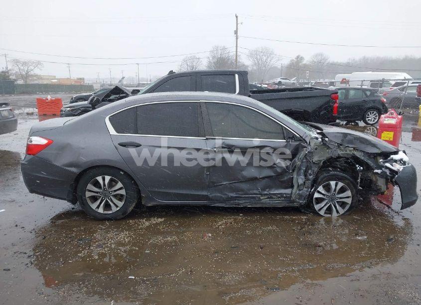 Photo 13 of 2014 Honda Accord LX (VIN 1HGCR2F38EA232445)