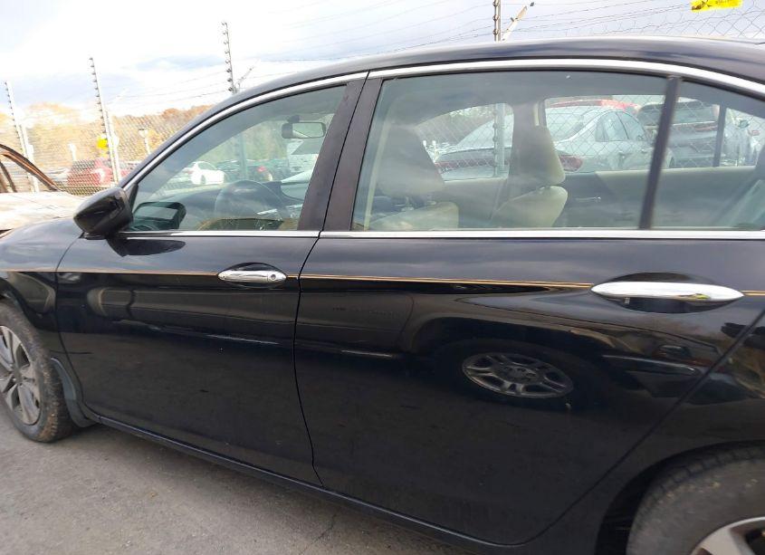 Photo 14 of 2014 Honda Accord LX (VIN 1HGCR2F38EA233742)