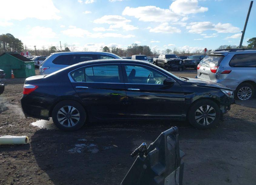 Photo 13 of 2015 Honda Accord LX (VIN 1HGCR2F38FA038399)
