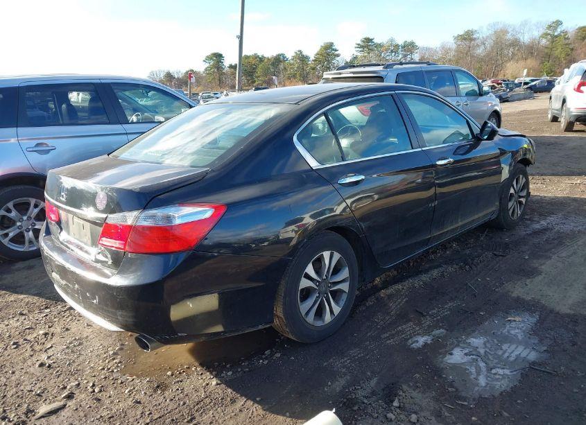 Photo 4 of 2015 Honda Accord LX (VIN 1HGCR2F38FA038399)