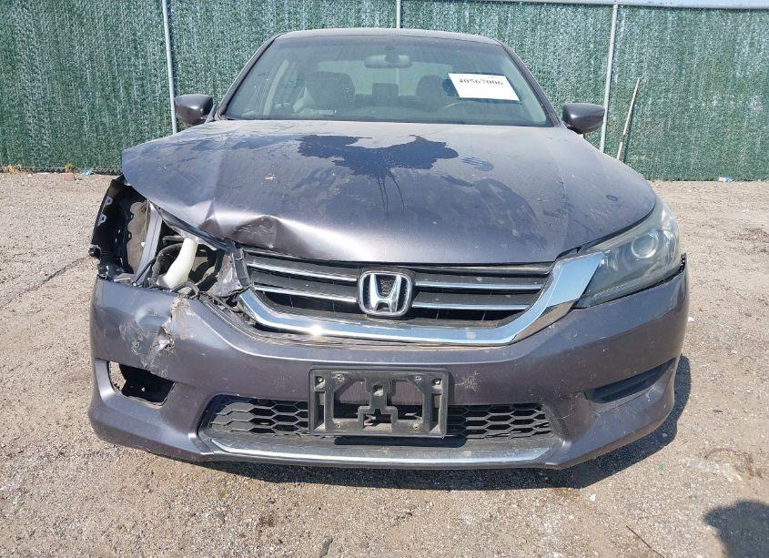 Photo 13 of 2015 Honda Accord LX (VIN 1HGCR2F38FA052951)