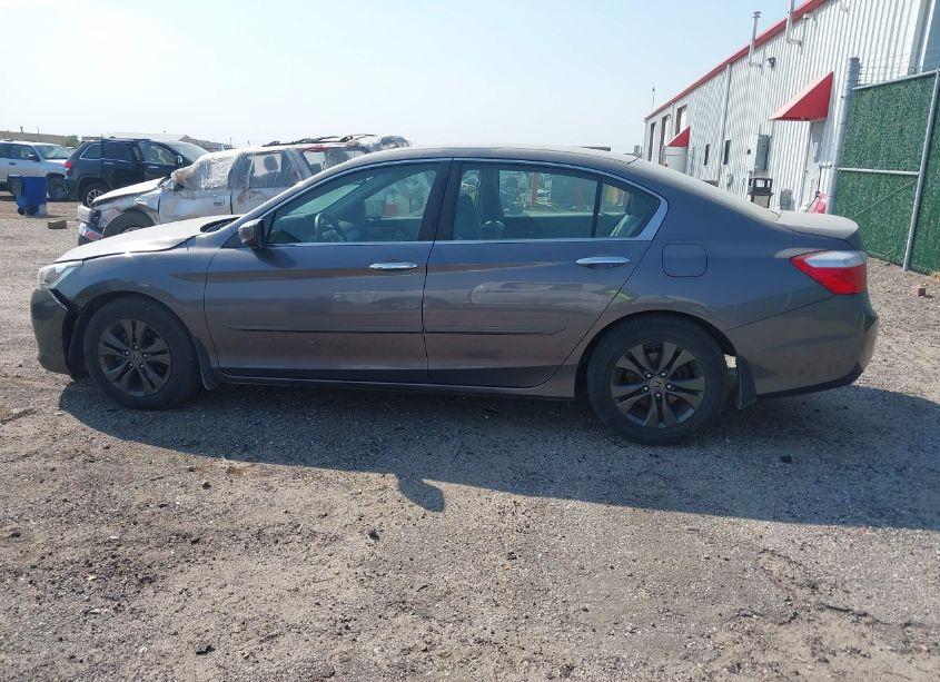 Photo 15 of 2015 Honda Accord LX (VIN 1HGCR2F38FA052951)