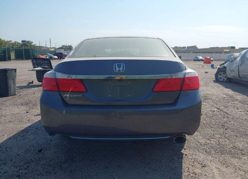 Photo 17 of 2015 Honda Accord LX (VIN 1HGCR2F38FA052951)