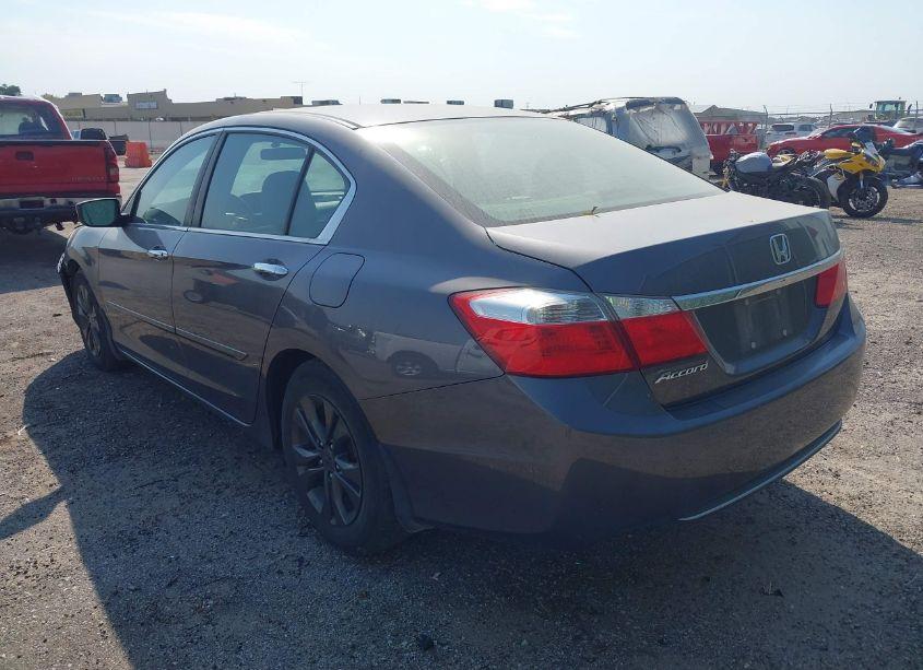 Photo 3 of 2015 Honda Accord LX (VIN 1HGCR2F38FA052951)