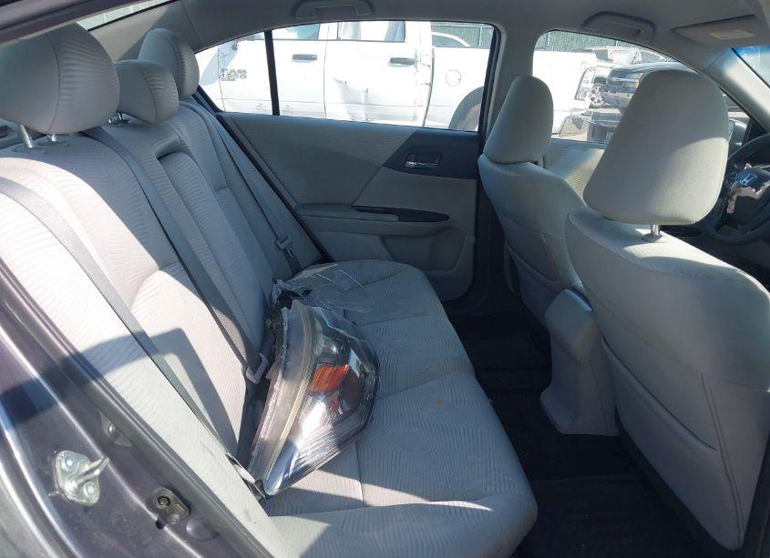 Photo 8 of 2015 Honda Accord LX (VIN 1HGCR2F38FA052951)