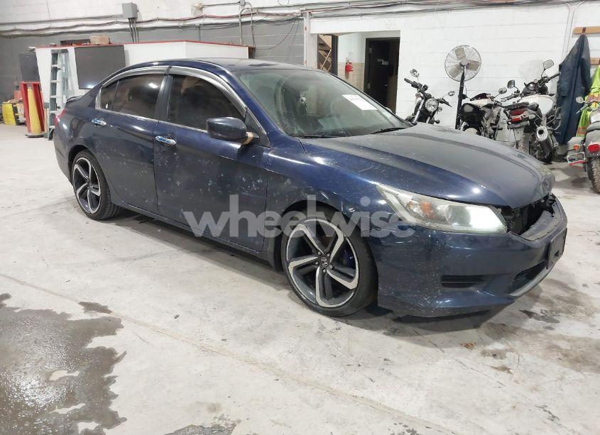 2015 Honda Accord LX (VIN 1HGCR2F38FA067806) main photo
