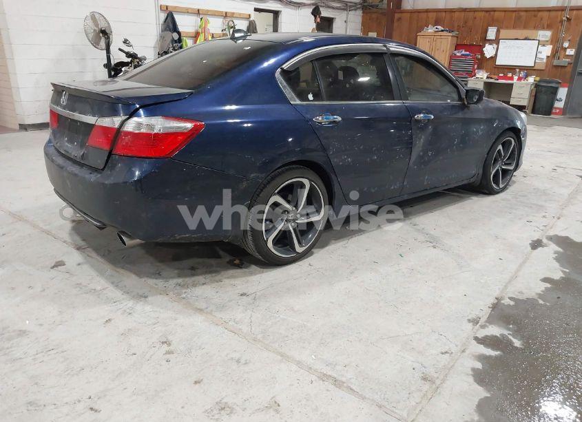 Photo 4 of 2015 Honda Accord LX (VIN 1HGCR2F38FA067806)