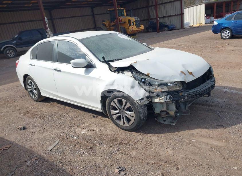 2015 Honda Accord LX (VIN 1HGCR2F38FA068566) main photo