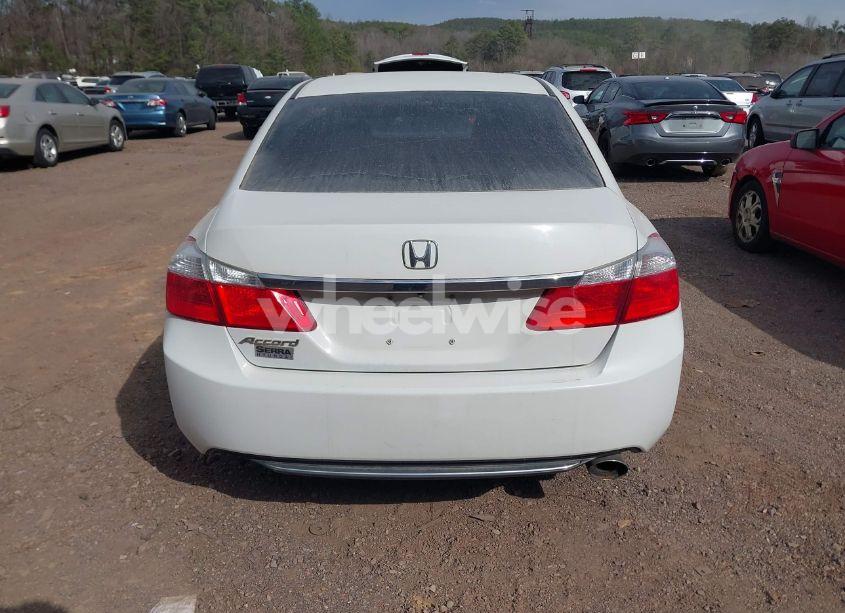 Photo 16 of 2015 Honda Accord LX (VIN 1HGCR2F38FA068566)