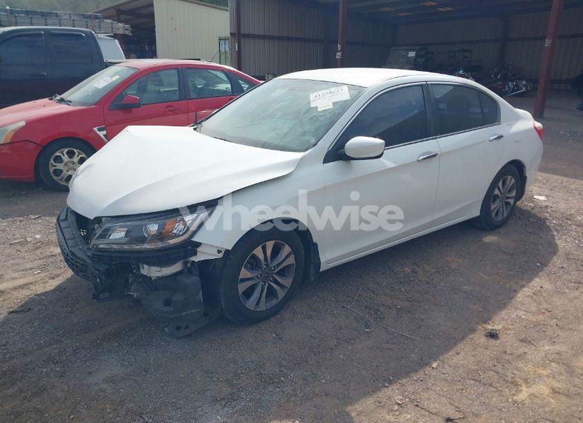 Photo 2 of 2015 Honda Accord LX (VIN 1HGCR2F38FA068566)