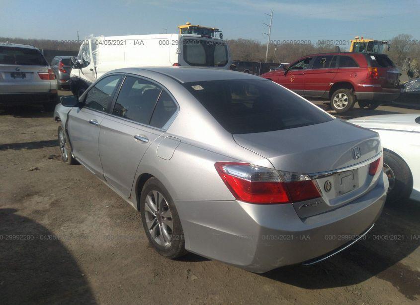 Photo 3 of 2015 Honda Accord LX (VIN 1HGCR2F38FA079776)