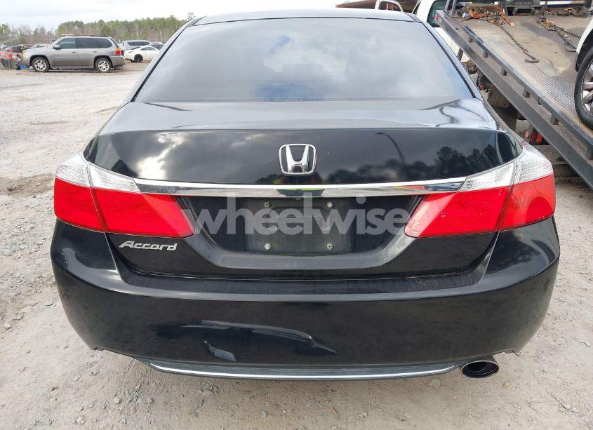 Photo 17 of 2015 Honda Accord LX (VIN 1HGCR2F38FA087473)