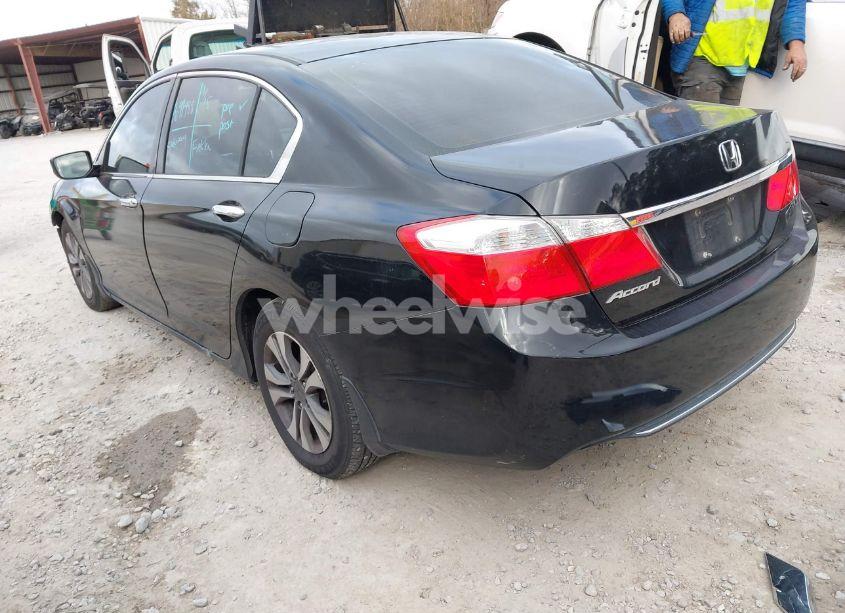 Photo 3 of 2015 Honda Accord LX (VIN 1HGCR2F38FA087473)