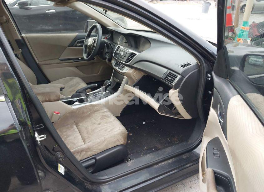 Photo 5 of 2015 Honda Accord LX (VIN 1HGCR2F38FA087473)