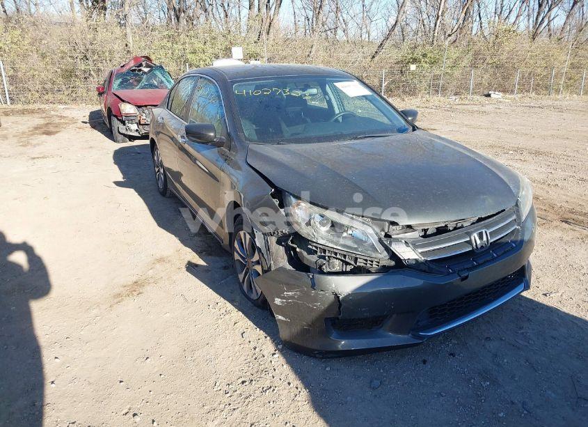 2015 Honda Accord LX (VIN 1HGCR2F38FA103395) main photo
